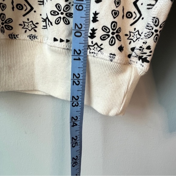 THE GREAT. The College Sweatshirt in Folk Print - Picture 8 of 9